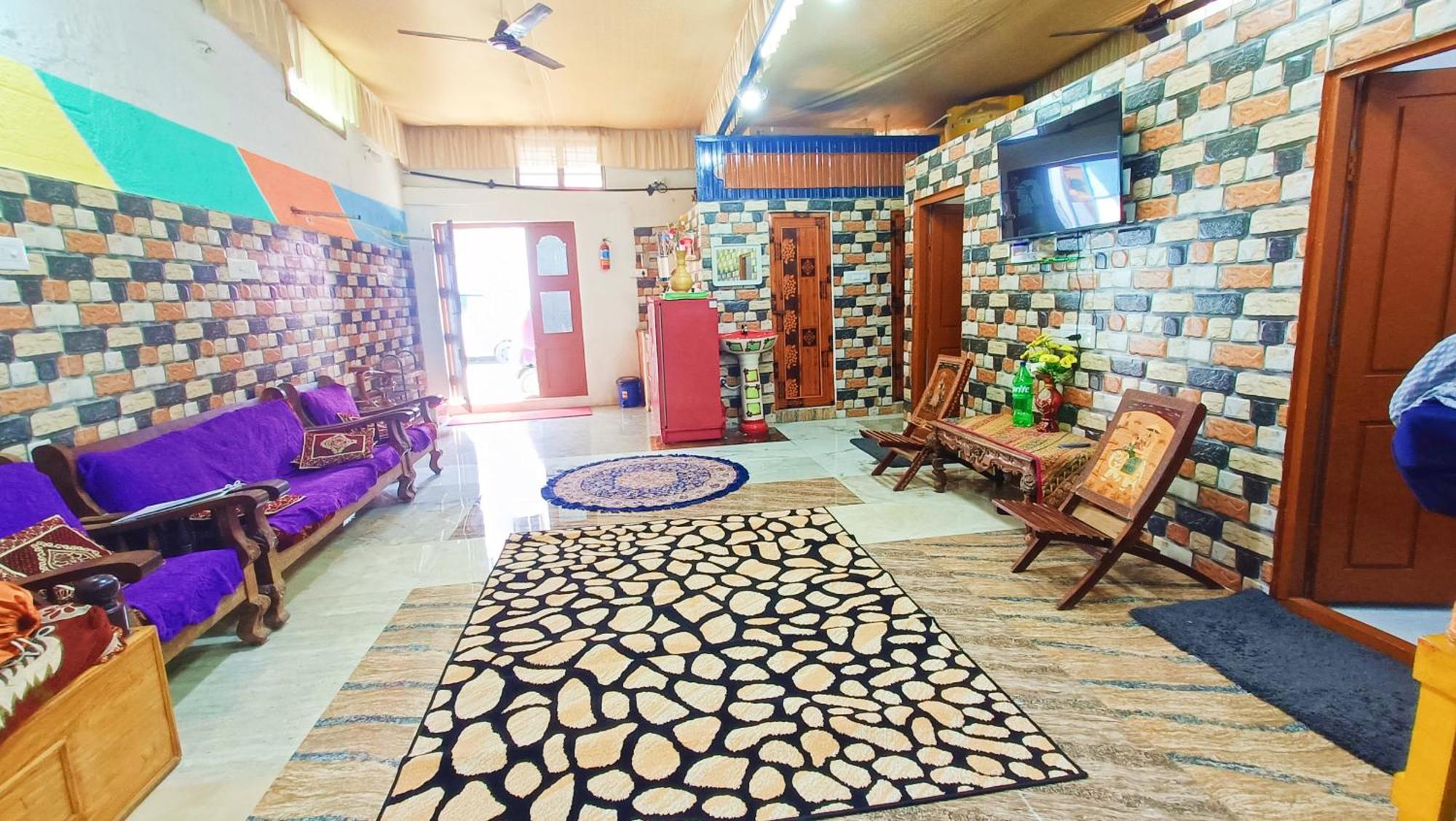 Sahara Family Homestay Мисор Екстериор снимка
