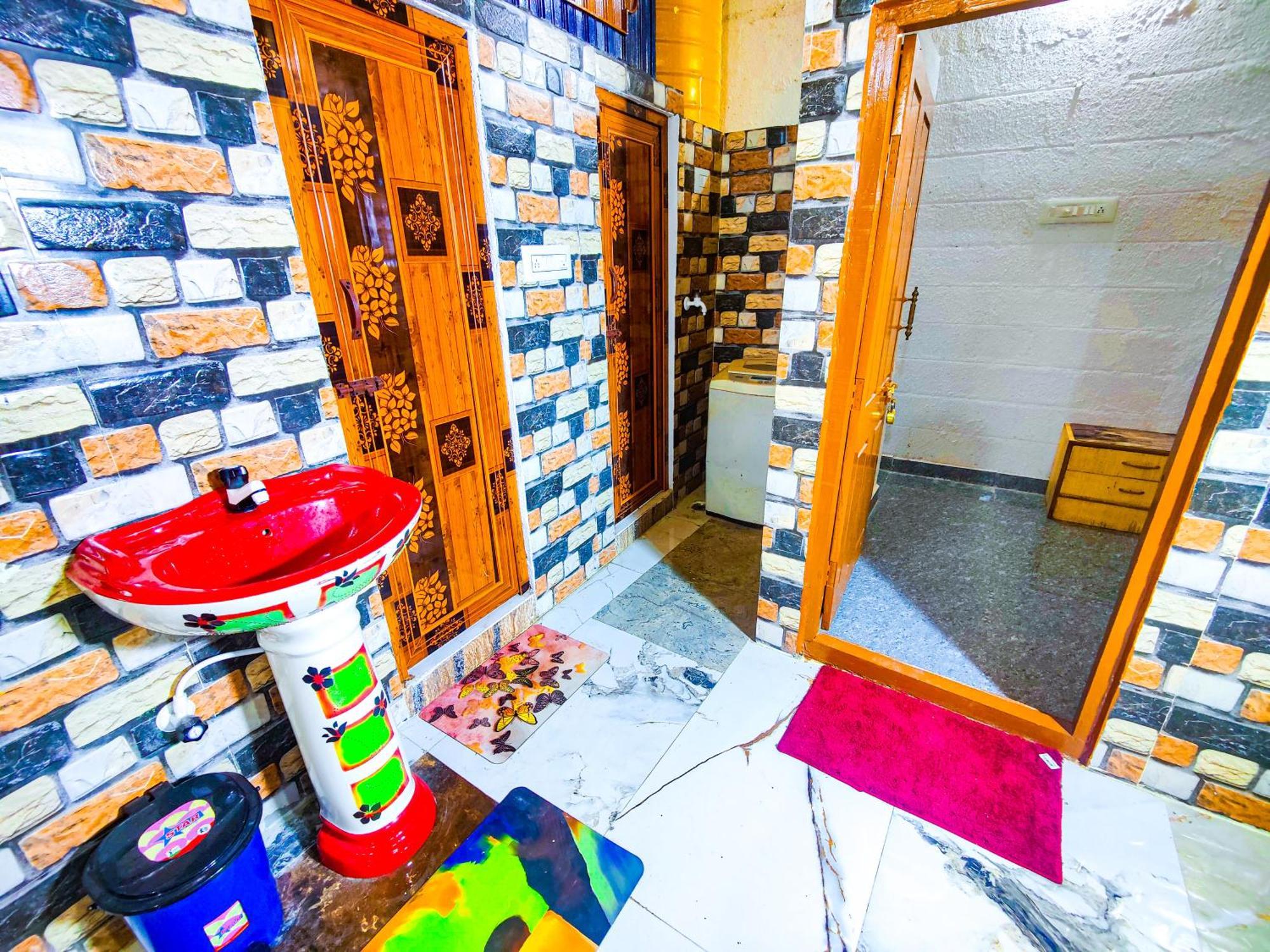 Sahara Family Homestay Мисор Екстериор снимка