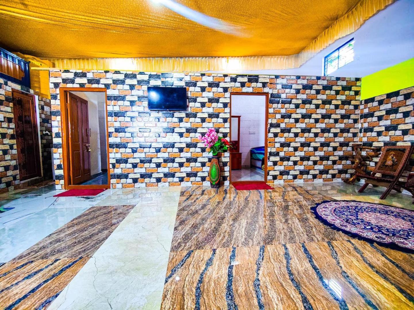 Sahara Family Homestay Мисор Екстериор снимка